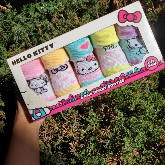 💕 Hello Kitty socks for babies 💕 - Picture 1 of 3